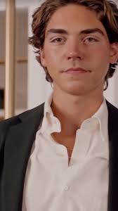 The Senators Son Evan