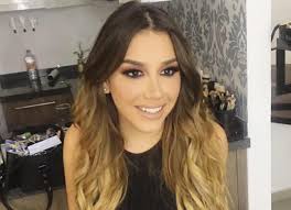 𝙻𝚘𝚟𝚎𝚕𝚢