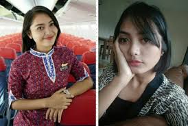 Lion air salah satu maskapai penerbangan dengan rute ke 36 kota di indonesia. Pramugari Cantik Berambut Pendek Ini Bikin Netizen Terpesona Riau24 Com