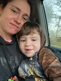 Caroline Lackey's Instagram, Twitter & Facebook