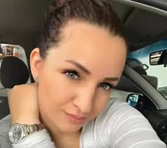 Cindy Nicholas (@cindy.nicholas8)'s videos with original sound