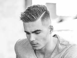 Corte de pelo undercut para hombres mayores de 50. Los Cortes De Pelo Para Hombres Que Se Llevan En Verano 2021 Tendenzias Com