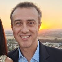 100+ perfiles de «Pistilli»