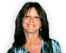 Cindy Kish's Instagram, Twitter & Facebook