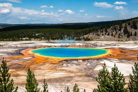 What better way to get in touch with the natural beauty of yellowstone than to camp out surrounded by exceptional wildlife, inspiring mountain ranges and sprawling meadows. Yellowstone National Park In 3 Days Wuli Times