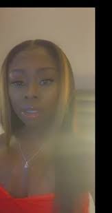 Keisha Wright's Instagram, Twitter & Facebook