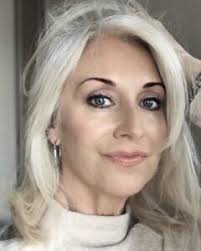 Read Annie's Gray Hair Transition Story from Golden Brown Hair!