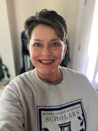 Catina M Henley (@catina.henley) • Fotos e vídeos do Instagram