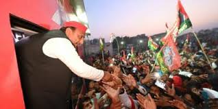 यूपी चुनाव: जैसे ही गोरखपुर में मतदान होने जा रहा है, आदित्यनाथ को अपने  'गढ़' में कड़ी प्रतिस्पर्धा का सामना करना पड़ रहा है