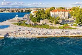 With grade 3 and 4 rafting and kayaking available on rivers that gush through lush forest, and sea kayaking on the coast, it's the perfect place to paddle. File Die Meeresorgel In Zadar Kroatien 48607266063 Jpg Wikimedia Commons