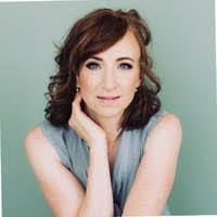 Lena Pennington's Instagram, Twitter & Facebook