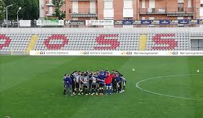 The advantage is on the side of the team alessandria. Alessandria Calcio Slitta L Esordio Nei Playoff Grigi In Campo Il 30 Maggio
