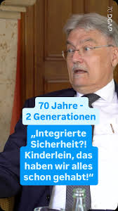 Was für ein Tag 🎊. 150 junge Menschen vom Bodensee, aus Kiel, Bielefeld  und ganz Deutschland kamen nach Berlin in die Botschaft @italyingermany . 3  Panels, 10 Workshops und jede Menge Programm,
