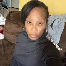 Elaina Harrell's Instagram, Twitter & Facebook