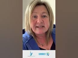 Sarah Metcalf's Instagram, Twitter & Facebook