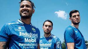 Persatuan sepakbola indonesia bandung, commonly referred to as persib bandung, or simply persib, is an indonesian professional football club based in bandung, west java, that competes in liga 1, the top tier of indonesian football. Iaiew5xh3jt0om