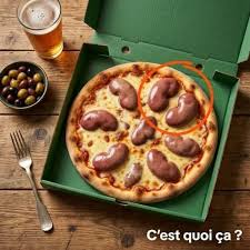 J'ai commandé une pizza en soirée. Le livreur me l'a apportée. Je l'ai  prise et je suis allé dans la cuisine pour manger. Quand j'ai ouvert la  boîte, j'ai vu ça. Je