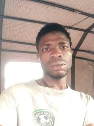 European used couches set Very clean If interested please inbox or call for  more details 0777968939