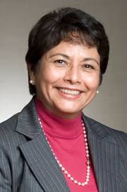 Meet Dr. Esther Lopez