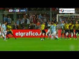Todas las noticias, imágenes, estadísticas, goles y resultados del delantero argention del barça en marca.com. Golazo De Messi Argentina Vs Colombia 3 0 Tiro Libre Eliminatorias Rusia 2018 Youtube