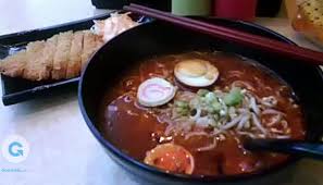 Saat berkunjung ke makassar jangan sampai ketinggalan untuk mencoba iga bakar dan sop karebosi. Edan Aneka Level Pedas Mie Ramen Dalam Resto Ala Jepang Di Jl Karunrung Gosulsel