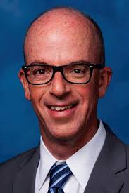 Lee Scheinbart, MD, CPE, FAAPL is a delight to work with here in Florida…