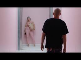 Download Music Video Lauv I M Lonely With Anne Marie 2019 Absolutely Free Im Lonely Lonely Song Pop Songs