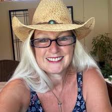 Will oyster smell go away after decoupage?