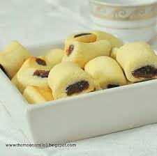 Vanilla Spice Date Cookies Date Cookies Cooking Recipes Desserts Lebanese Desserts