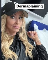 Candice Hackett's Instagram, Twitter & Facebook