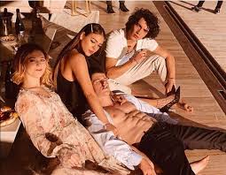 In season 2 of netflix's show elite, a new character named cayetana was introduced. Elite Netflix Cayetana Cayetanagrajera Georginaamoros Lu Lucresiamontesinos Danapaola Guzman Guzmannunler Miguelbernard Elite Georgina Couple Photos