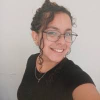 Dayanara Soto's Instagram, Twitter & Facebook