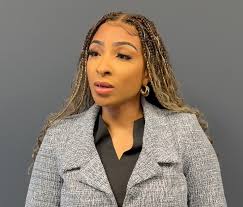 🎭✨ Behind the scenes of my latest role—portraying a passionate defense  lawyer in a gripping courtroom drama. Today, I’m delivering the closing  argument for Vincent Mitchell, accused of a heinous ...