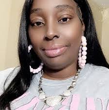 Taya Lamb's Instagram, Twitter & Facebook