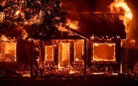 Click to share on whatsapp (opens in new window) click to share on facebook (opens in new window) click to share on twitter (opens in new window) Incendio Na California Forca 40 Mil A Deixar Suas Casas Mundo G1