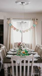 For example, bamboo place mats help to define place settings supply decorative tabletop decor for dinner parties, holiday gatherings and everyday dining. Setting The Table For Easter Dinner Whatcha Cooking Good Looking