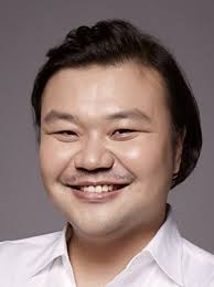 Hang Ho's Instagram, Twitter & Facebook