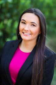 Leah Long's Instagram, Twitter & Facebook