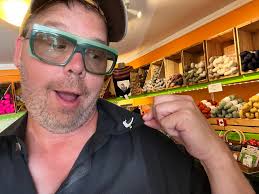 Lost pin off lanyard in Vancouver WA?