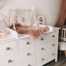 Wickelaufsatz Levi Mit 160 Cm Blende Weiss Fur Ikea Hemnes Ikea Hemnes Wickelkommode Babyzimmer Design Wickeltisch Ikea