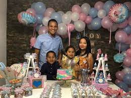 Carlos arturo bacca ahumada (spanish pronunciation: En Video Esposa De Carlos Bacca Anuncia La Llegada De Su Tercer Hijo