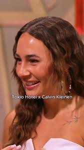 SO heiß sind also die Füße von Emma Watson: