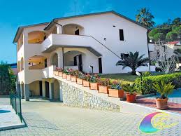 Scopri tutte le offerte di margherita viaggi. Insel Elba Appartments Haus Dini Marina Di Campo Appartamenti Isola D Elba