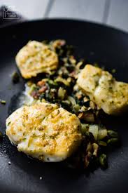 Rezept Seeteufelbackchen Auf Mangold Mit Pistazien Gernekochen De
