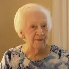 Vivian Garrett's Instagram, Twitter & Facebook