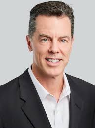 Erik Pahl's Instagram, Twitter & Facebook