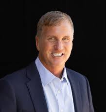 Alan Brasher's Instagram, Twitter & Facebook