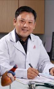 A list of general practitioners and specialists follows. Dr Stanley Lim Chin Yu Cardiologists In Jelutong