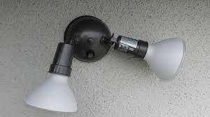 Dusk To Dawn Outdoor Flood Lights Go On And Off Solved Youtube