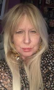 Evolution of a hippie's hairstyle over time